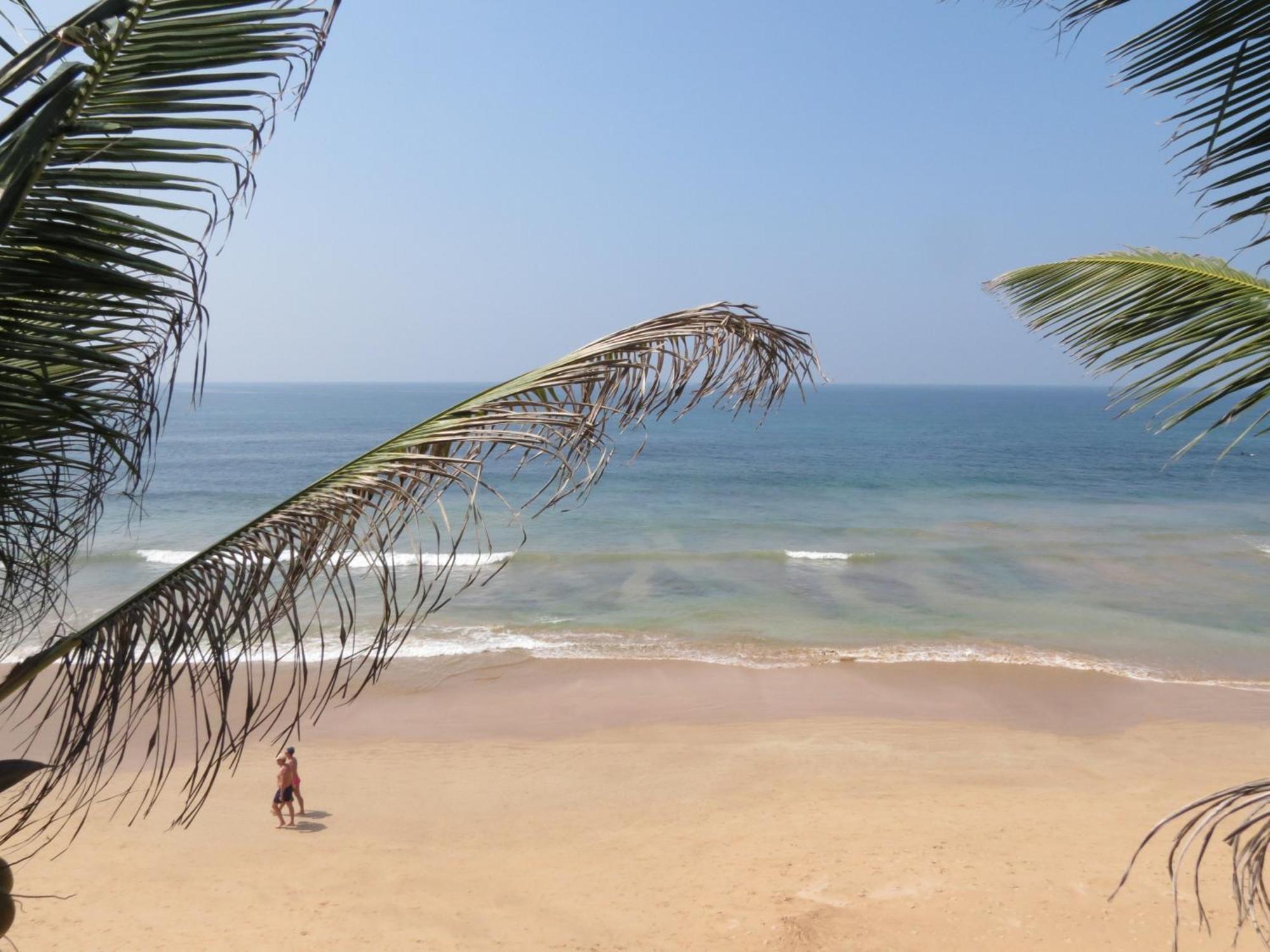 Mountain Wave Hotel And Surfshop Hikkaduwa Quarto foto